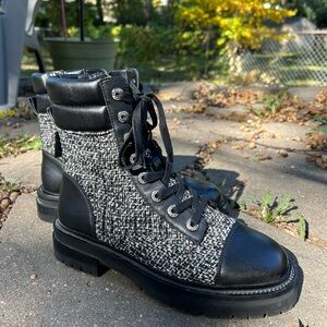 Kurt Geiger Lace up Bootie